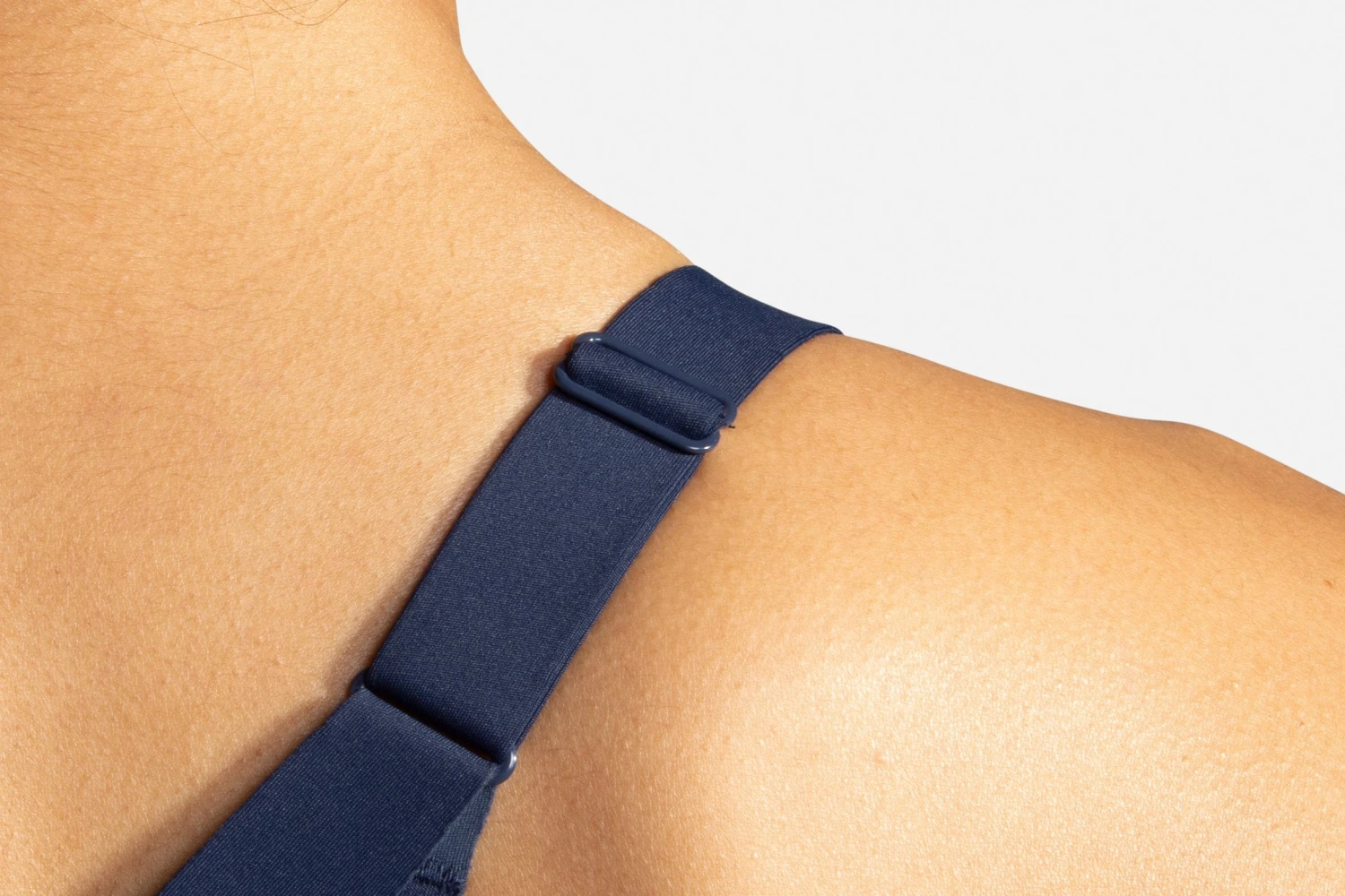 Brooks Women's Drive Interlace Run Bra (350082) - Image 10