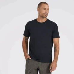 Vuori Men's Zephyr Tee